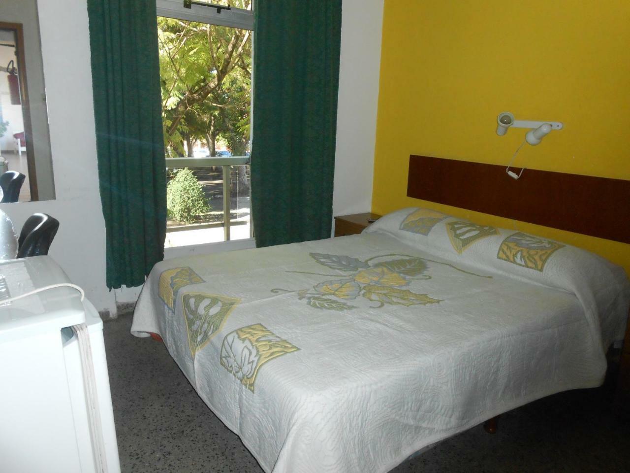 Hotel 25 De Mayo Fray Bentos Exterior foto